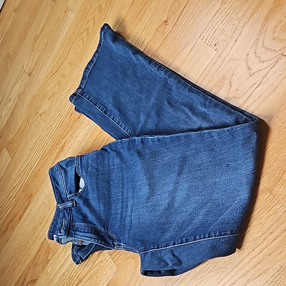 Curvy boot cut jeans